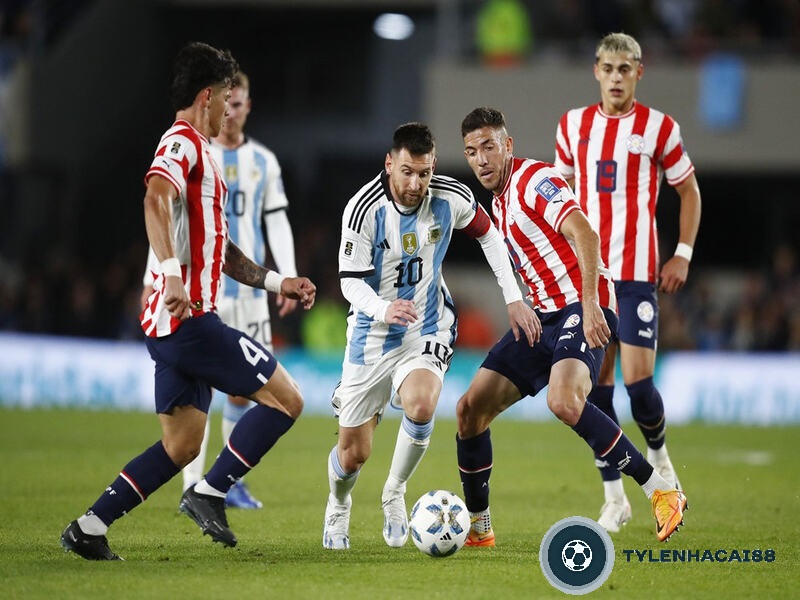 Cầu thủ nổi tiếng của đội tuyển bóng đá Paraguay